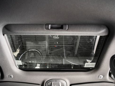 New 2025 Jeep Grand Cherokee Laredo X w/ Luxury Tech Group I image 31