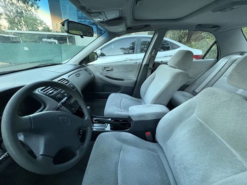 Used 2002 Honda Accord EX image 2