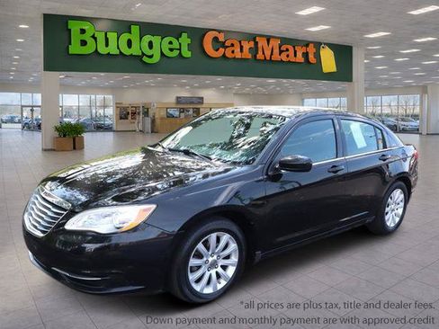 Used 2013 Chrysler 200 Touring FWD image 1