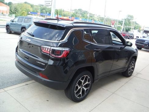 New 2026 Jeep Compass Limited w/ Sun, Sound & Navigation Group AWD/4WD image 11