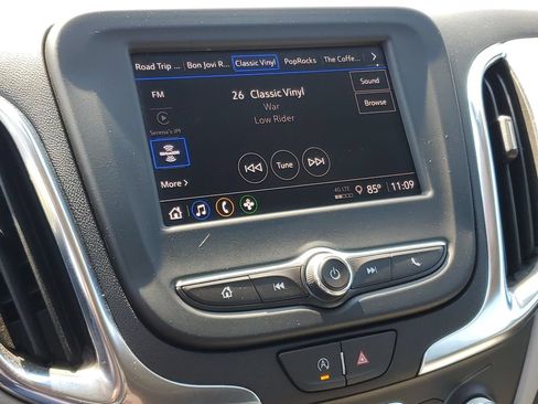 Used 2024 Chevrolet Equinox LS w/ LS Convenience Package FWD image 16