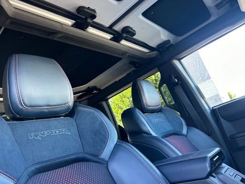 New 2025 Ford Bronco Raptor image 17
