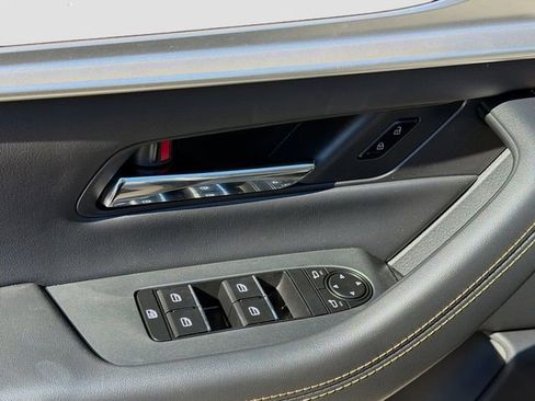 New 2026 MAZDA CX-90 Plug-In Hybrid w/ Preferred image 24