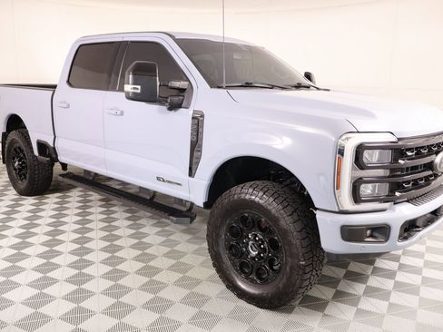 Used 2024 Ford F250 Lariat w/ Lariat Ultimate Package AWD/4WD image 1