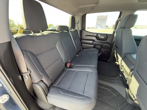 Used 2022 Chevrolet Silverado 1500 Custom image 16