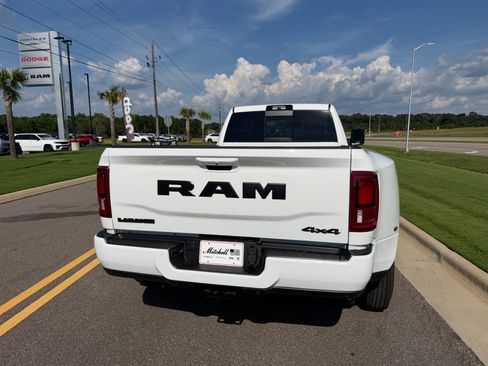 New 2026 RAM 3500 Laramie w/ Night Edition AWD/4WD image 8