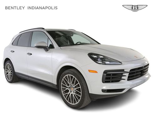 Used 2022 Porsche Cayenne S Platinum AWD/4WD image 1