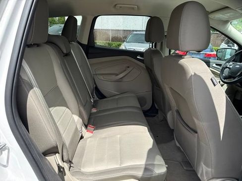 Used 2015 Ford Escape SE AWD/4WD image 40