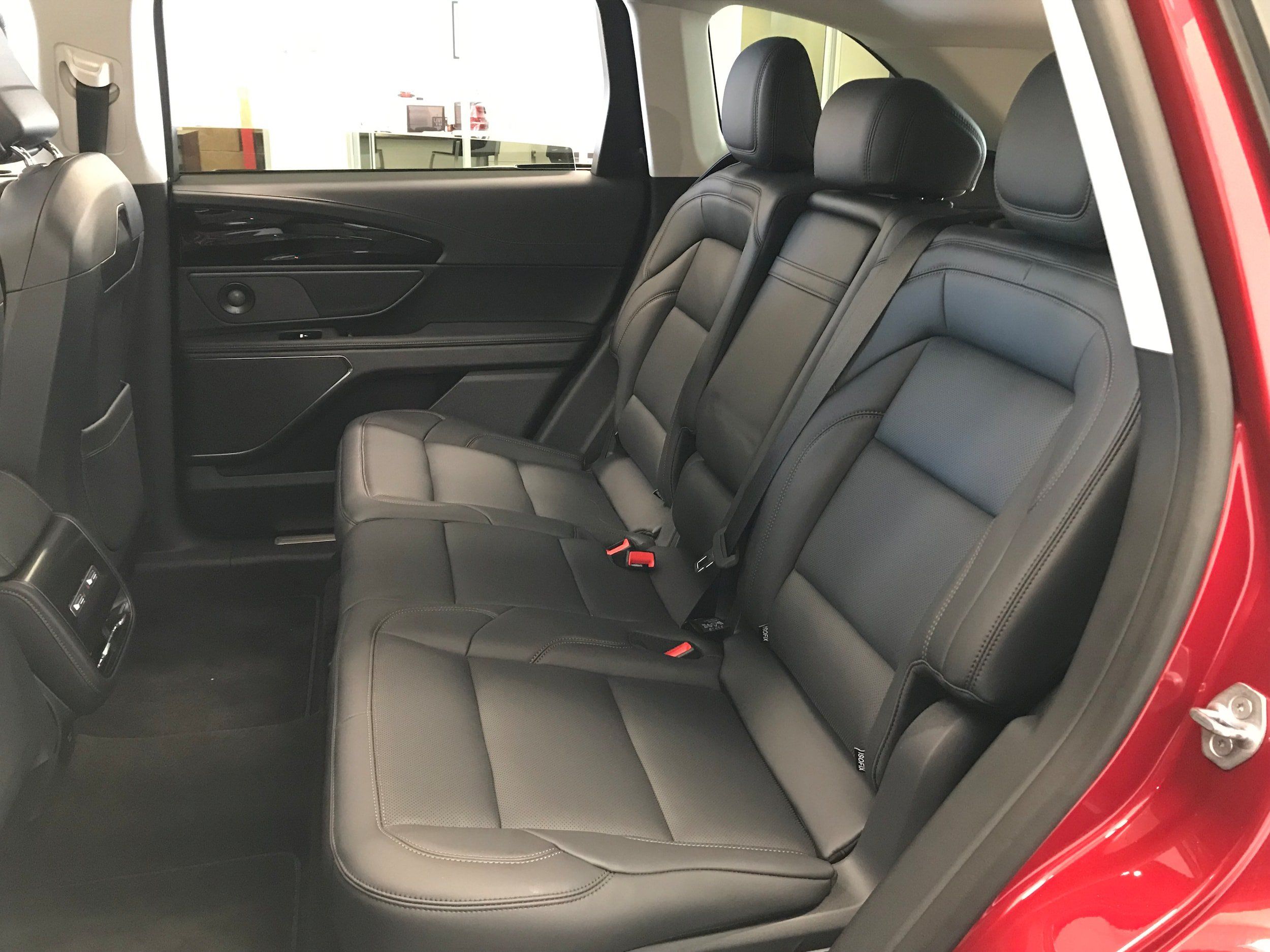 New 2026 Lincoln Nautilus Premier w/ Equipment Group 102A AWD/4WD image 9