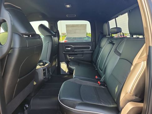 New 2026 RAM 3500 Laramie AWD/4WD image 21
