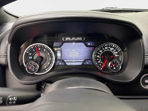 Used 2025 RAM 1500 Laramie AWD/4WD image 10