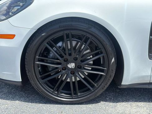 Used 2017 Porsche Panamera 4S AWD/4WD image 9
