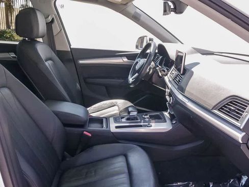 Used 2018 Audi Q5 Prestige w/ Prestige Package AWD/4WD image 16