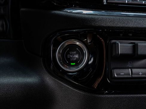 Used 2025 Chevrolet Silverado 2500 High Country w/ High Country Premium Package image 22