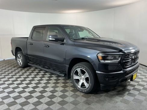 Used 2020 RAM 1500 Sport w/ Level 2 Equipment Goup w/2_L AWD/4WD image 3
