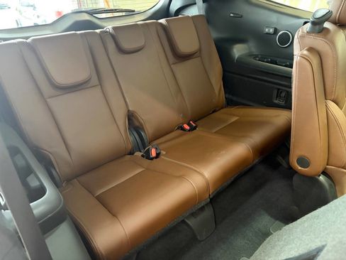 Used 2020 Subaru Ascent Touring w/ Popular Package #3 image 27