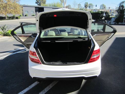 Used 2014 Mercedes-Benz C 250 Sedan image 11