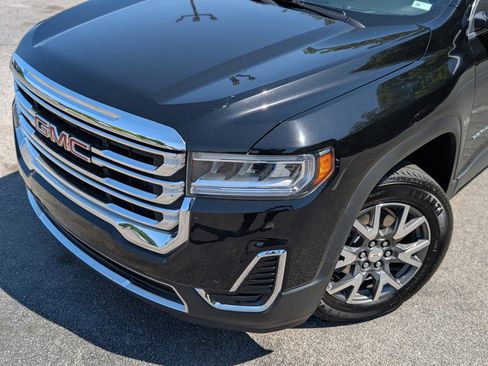 Used 2023 GMC Acadia SLE FWD image 12