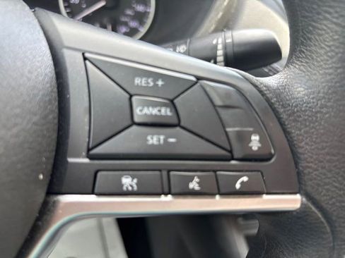 Used 2024 Nissan Sentra SV image 34