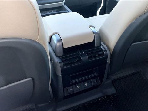 Used 2022 Land Rover Defender 110 S AWD/4WD image 25