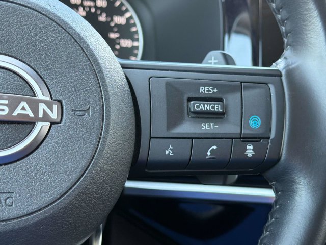 Certified 2025 Nissan Pathfinder SV FWD image 10