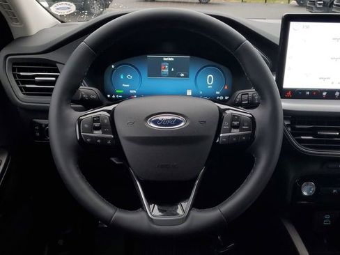 Certified 2023 Ford Escape Platinum image 27