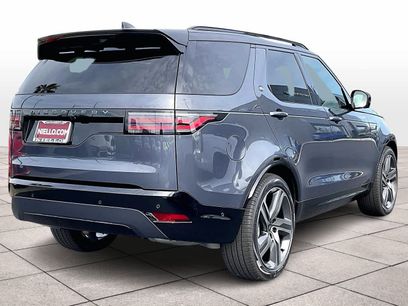 New 2026 Land Rover Discovery Dynamic SE