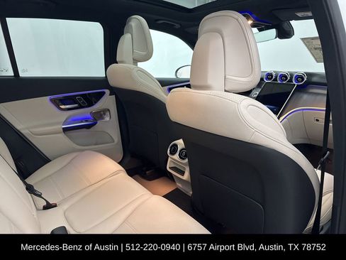 Used 2026 Mercedes-Benz GLC 300 image 23