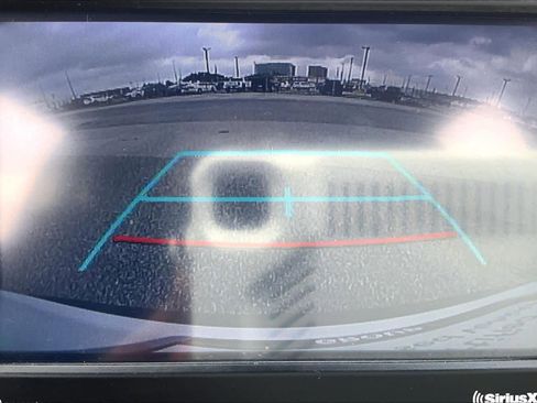 Used 2022 Toyota RAV4 LE image 26