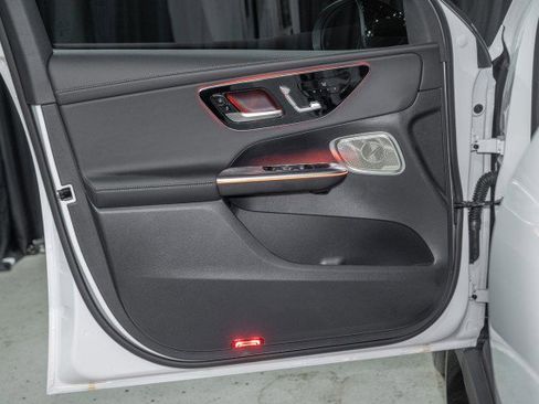 New 2026 Mercedes-Benz GLC 63 AMG S image 10