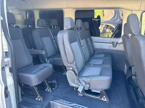 Used 2022 Ford Transit 350 XLT RWD image 9