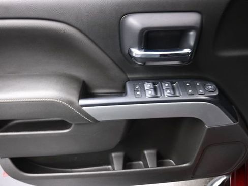 Used 2018 Chevrolet Silverado 1500 LT w/ All Star Edition AWD/4WD image 13