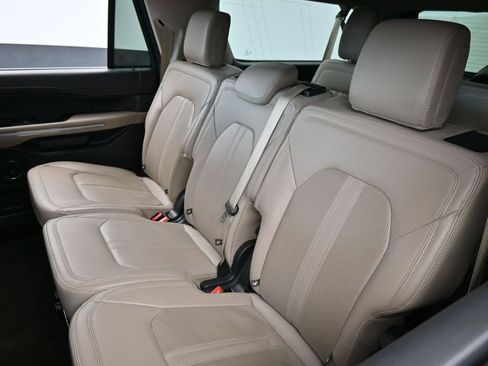 Used 2023 Ford Expedition Max Limited image 40