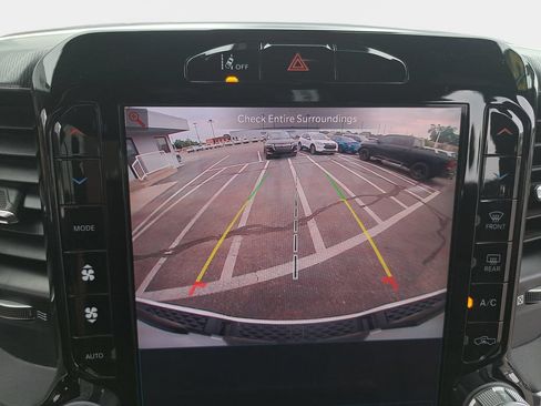 Used 2025 RAM 1500 Big Horn AWD/4WD image 24