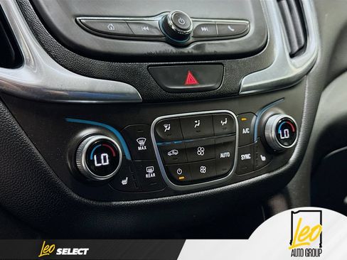 Used 2018 Chevrolet Equinox LT AWD/4WD image 18