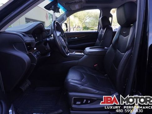 Used 2018 Cadillac Escalade Premium Luxury AWD/4WD image 83