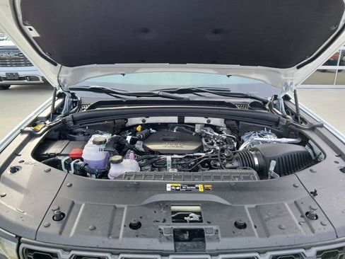 New 2026 Jeep Grand Cherokee Laredo image 31