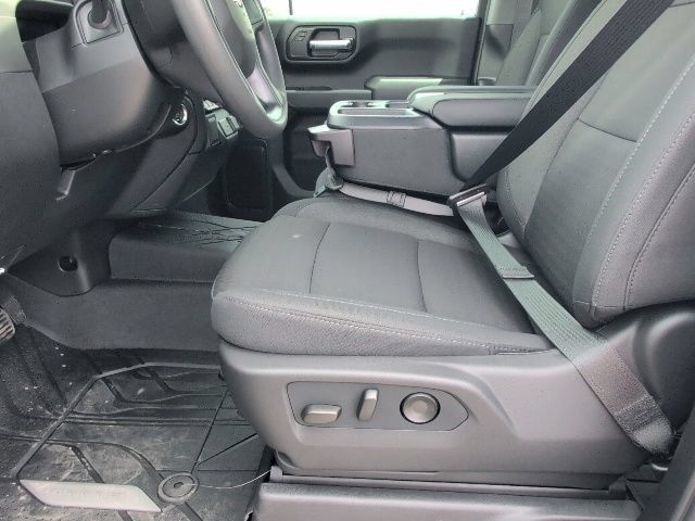Used 2026 Chevrolet Silverado 1500 Custom RWD image 11