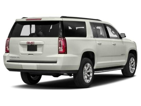 Used 2018 GMC Yukon XL SLT w/ Open Road Package RWD image 3