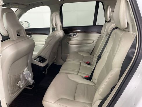 Used 2016 Volvo XC90 T6 Momentum w/ Momentum Plus Package image 13
