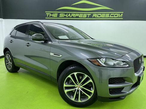 Used 2017 Jaguar F-PACE Premium image 1