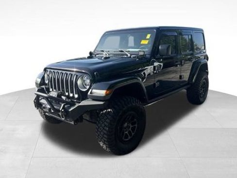Used 2020 Jeep Wrangler Unlimited Sahara AWD/4WD image 1