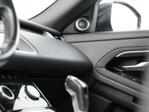 Used 2020 Land Rover Range Rover Evoque S image 15