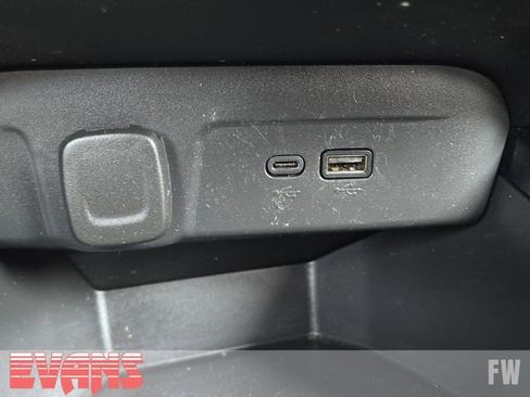 Used 2024 Chevrolet Trax RS w/ Driver Confidence Package FWD image 8