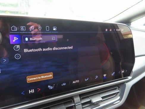 Certified 2024 Chevrolet Equinox EV RS image 19