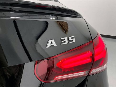 Used 2021 Mercedes-Benz A 35 AMG 4MATIC image 37