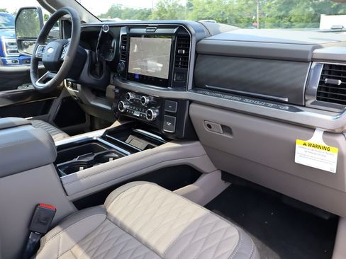 New 2026 Ford F350 Platinum w/ Platinum Plus Package AWD/4WD image 40