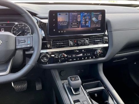 New 2026 Nissan Pathfinder SV image 4