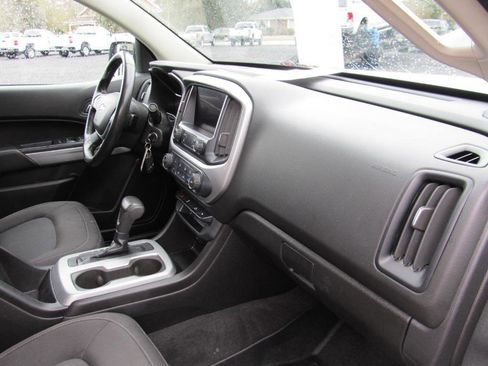 Used 2019 Chevrolet Colorado LT image 36