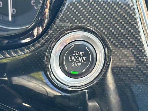 Used 2022 Cadillac XT6 Sport w/ Technology Package AWD/4WD image 38